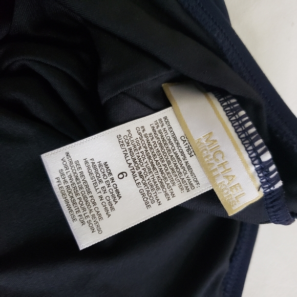 Michael Kors Deep -V Twist Maillot Navy Swimsuit - Picture 6 of 6